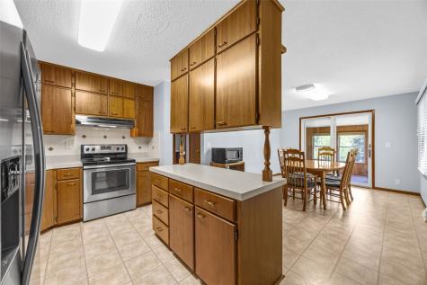 216 Windsor Drive NE Cedar Rapids IA 52402