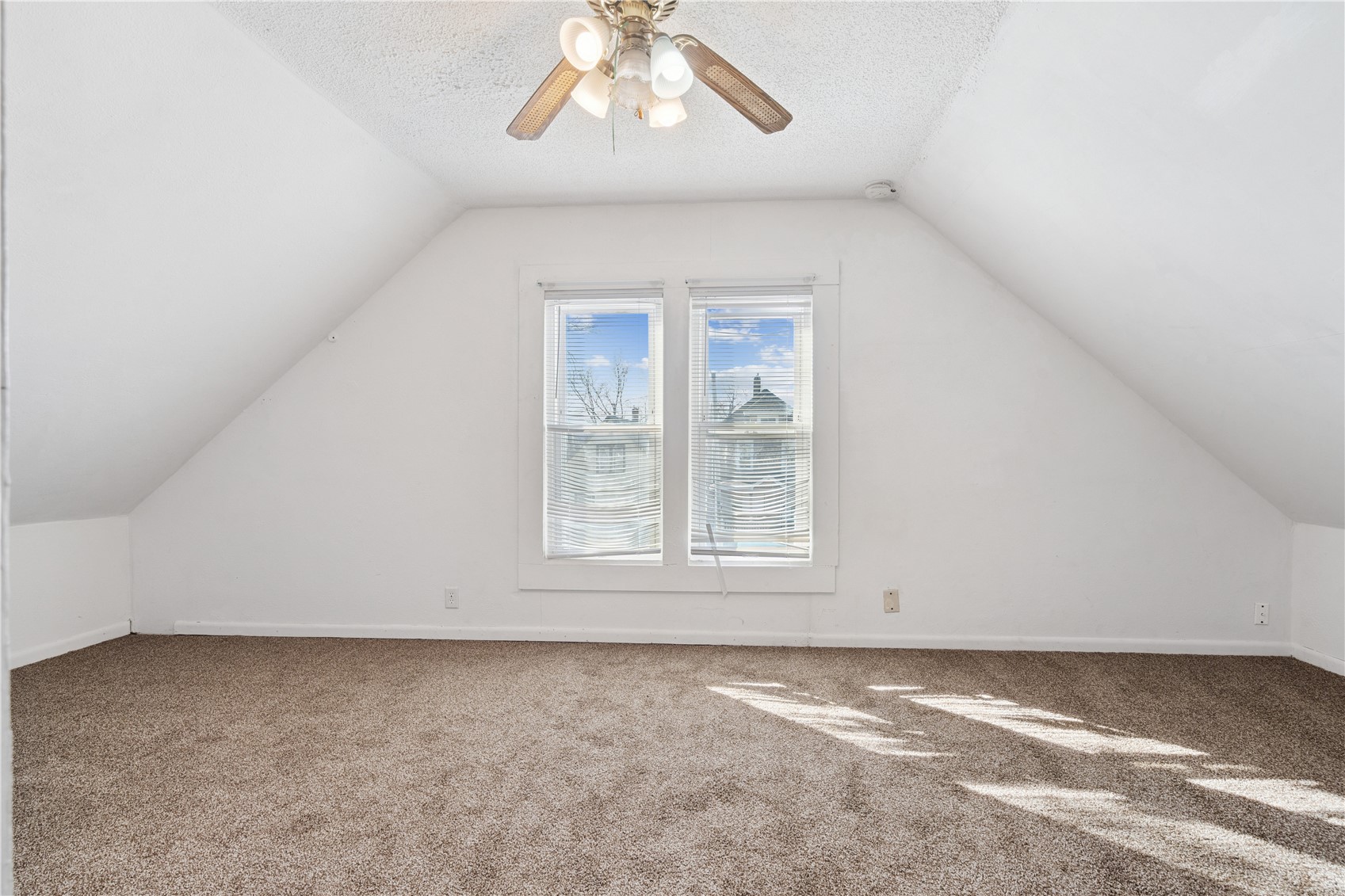 452 8th Avenue SW Cedar Rapids IA 52404