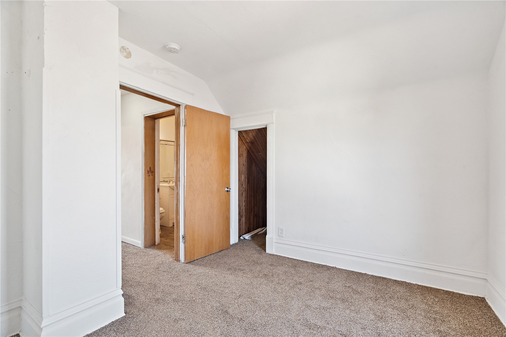 452 8th Avenue SW Cedar Rapids IA 52404