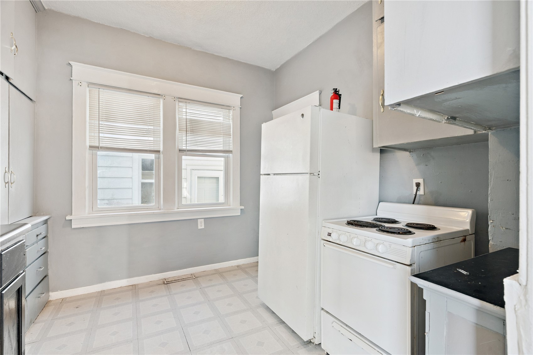 452 8th Avenue SW Cedar Rapids IA 52404