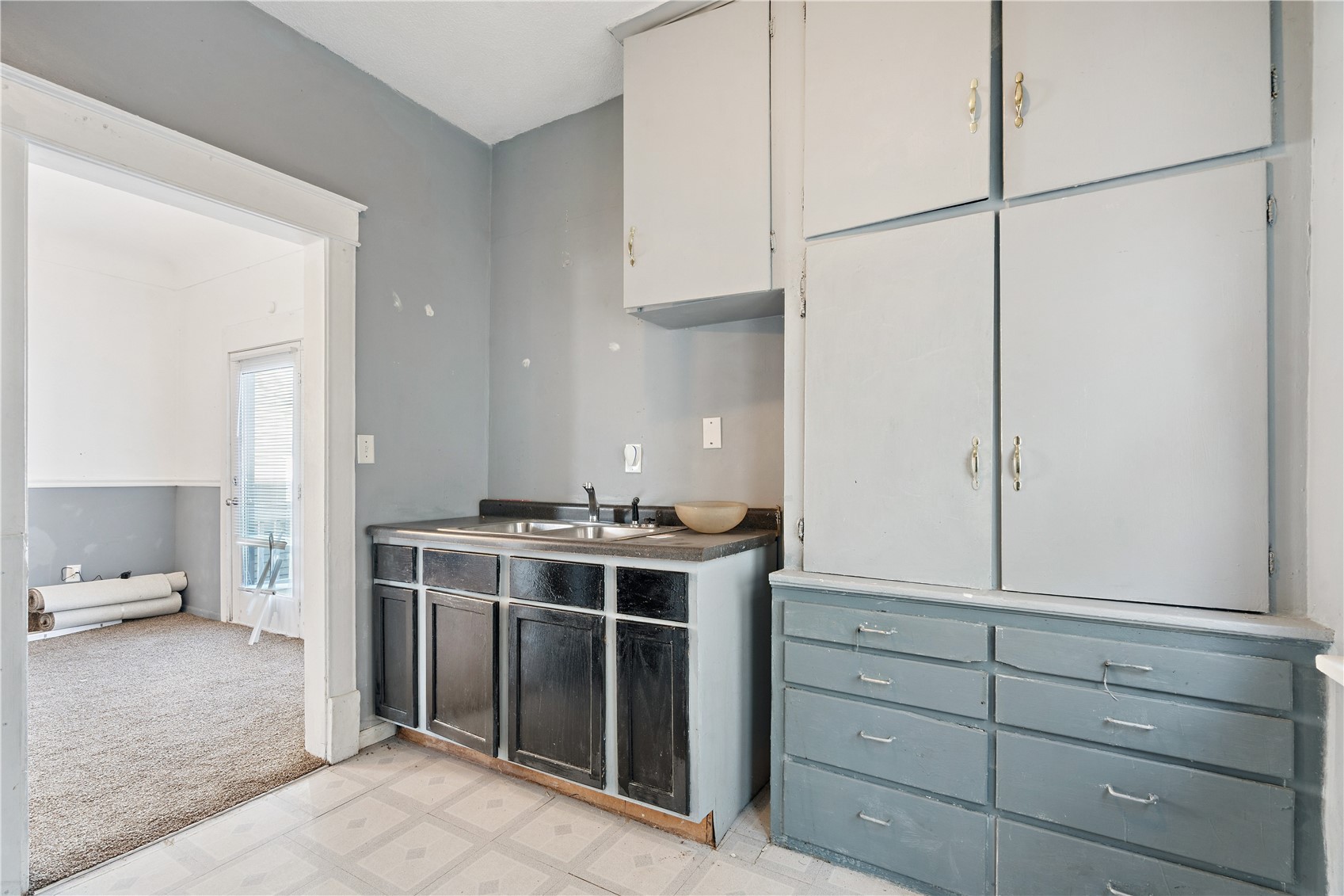 452 8th Avenue SW Cedar Rapids IA 52404