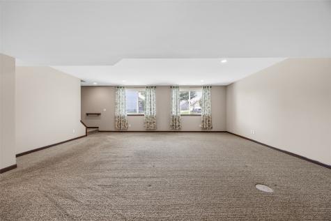 2405 Bridlewood Court Marion IA 52302