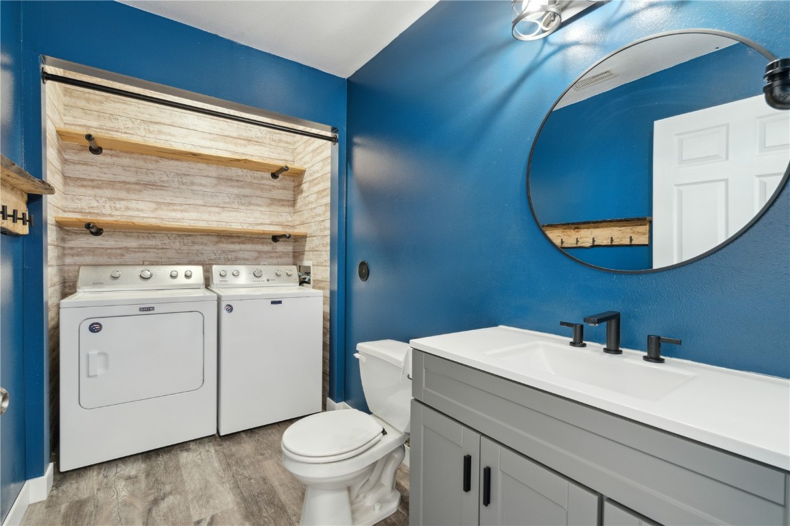 3340 London Way Marion IA 52302