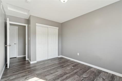3340 London Way Marion IA 52302