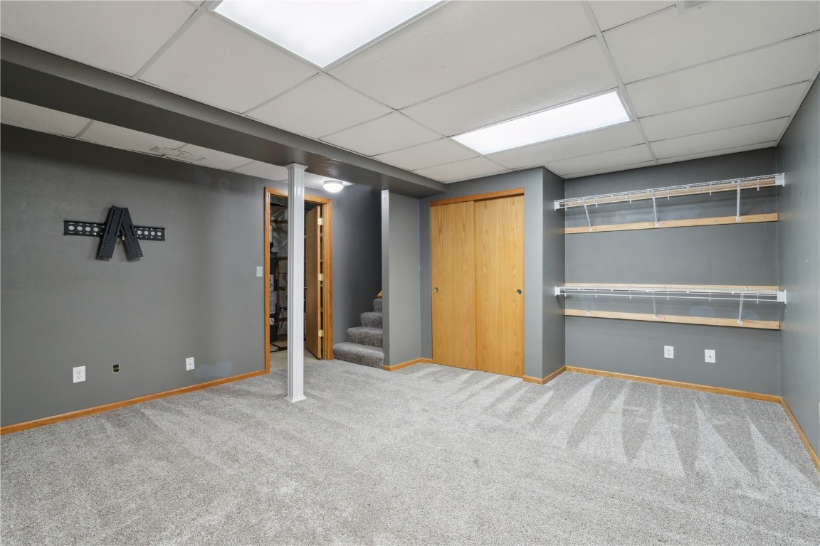 3340 London Way Marion IA 52302