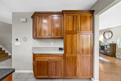 5102 Broadlawn Drive SE Cedar Rapids IA 52403