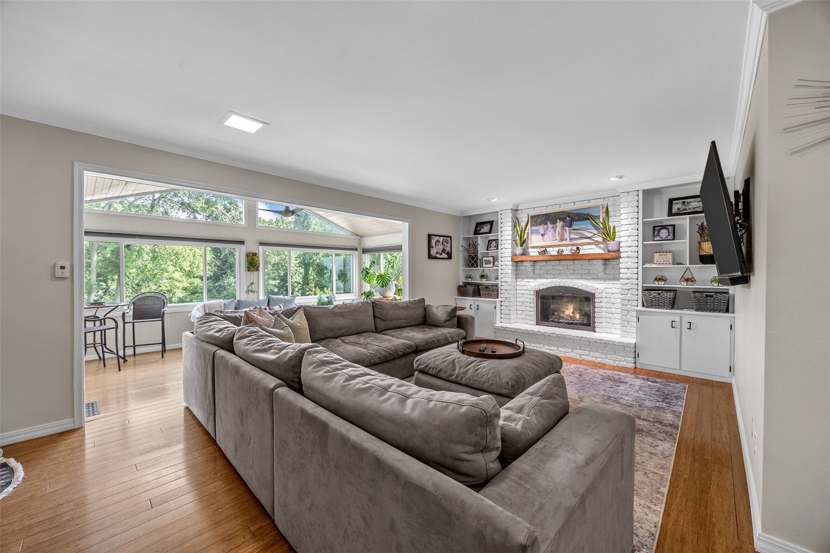 5102 Broadlawn Drive SE Cedar Rapids IA 52403