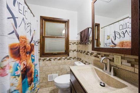 2214 Mallory Street SW Cedar Rapids IA 52404