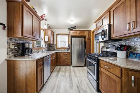 2214 Mallory Street SW Cedar Rapids IA 52404