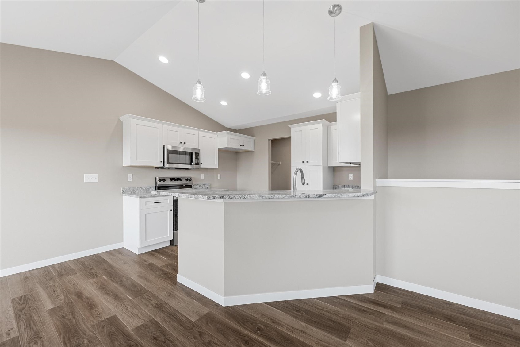 425 Sumac Drive Palo IA 52324