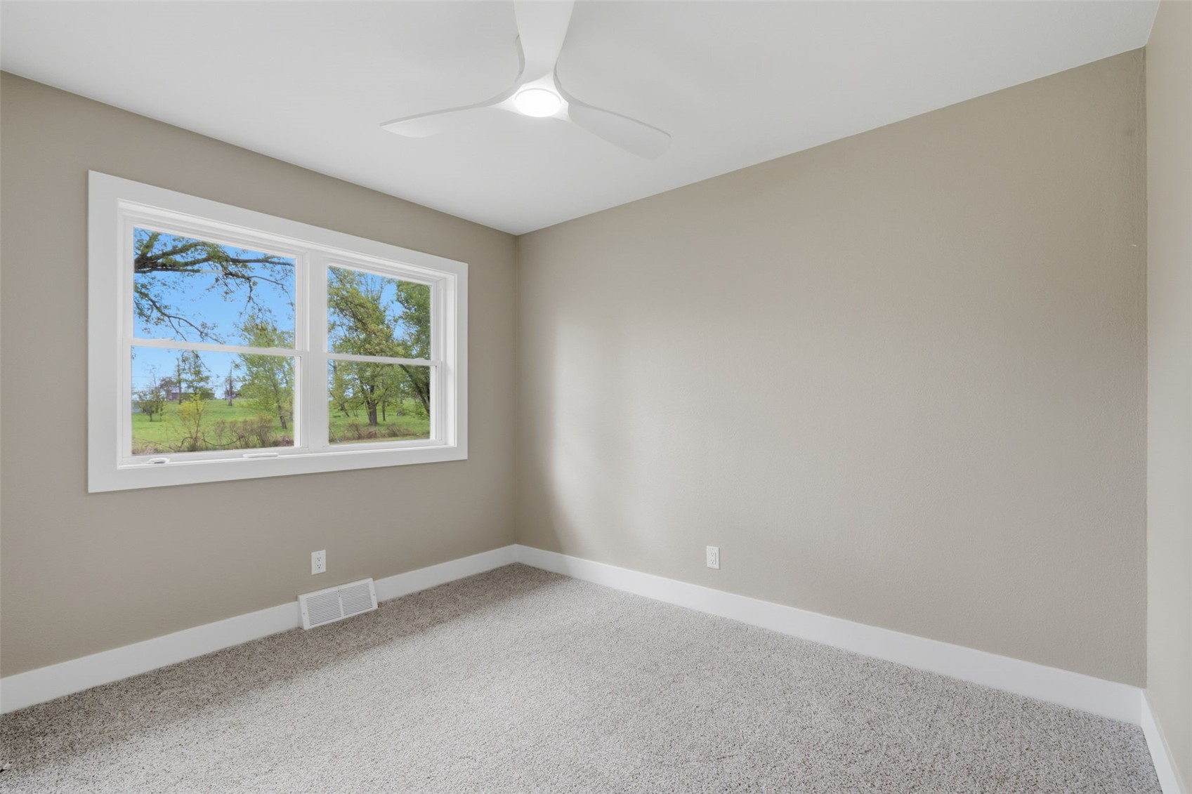 1033 Rolling Glen Drive Marion IA 52302