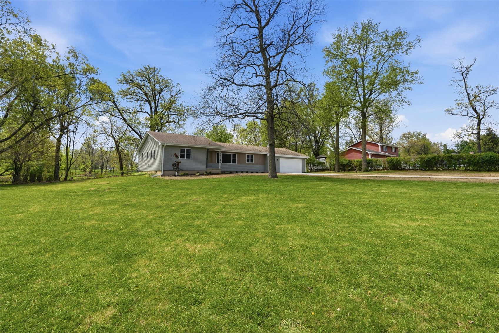 1033 Rolling Glen Drive Marion IA 52302