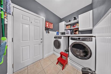168 Free Bird Court Palo IA 52324