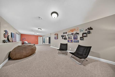 168 Free Bird Court Palo IA 52324