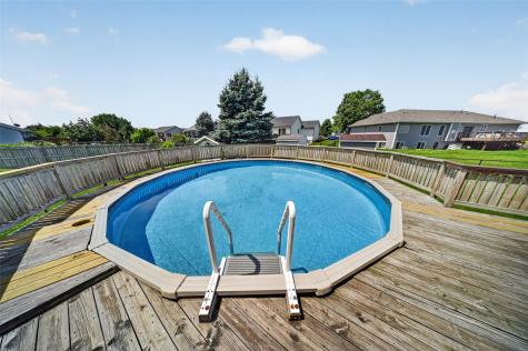 168 Free Bird Court Palo IA 52324