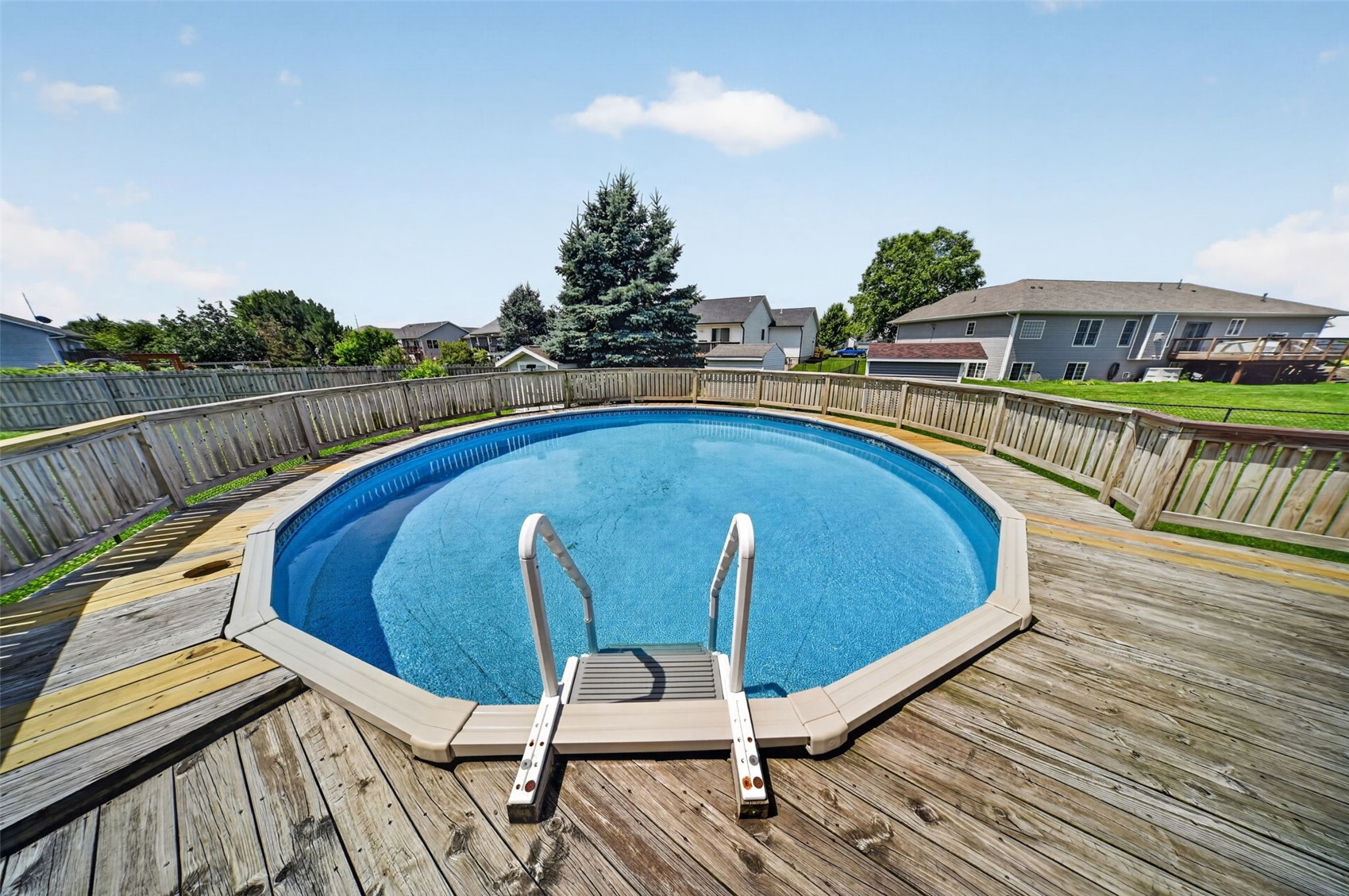 168 Free Bird Court Palo IA 52324