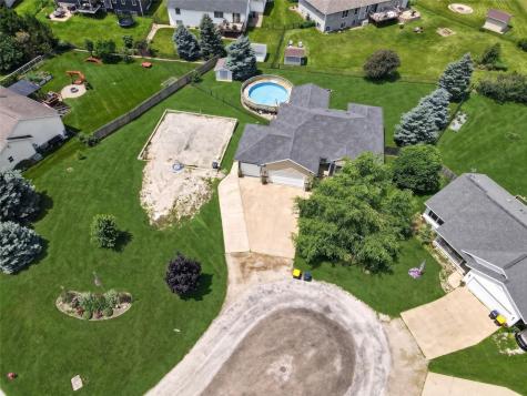 168 Free Bird Court Palo IA 52324