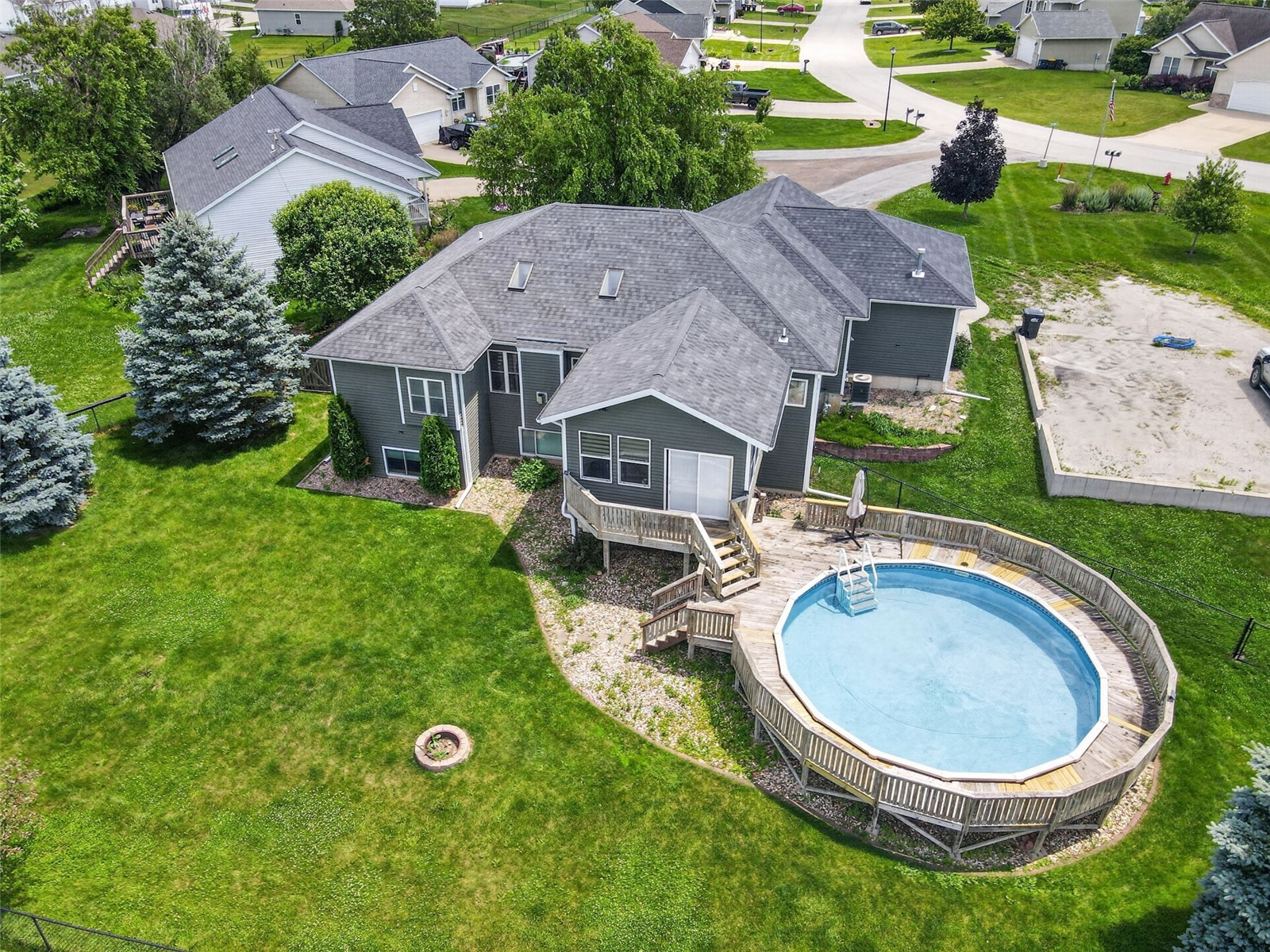 168 Free Bird Court Palo IA 52324