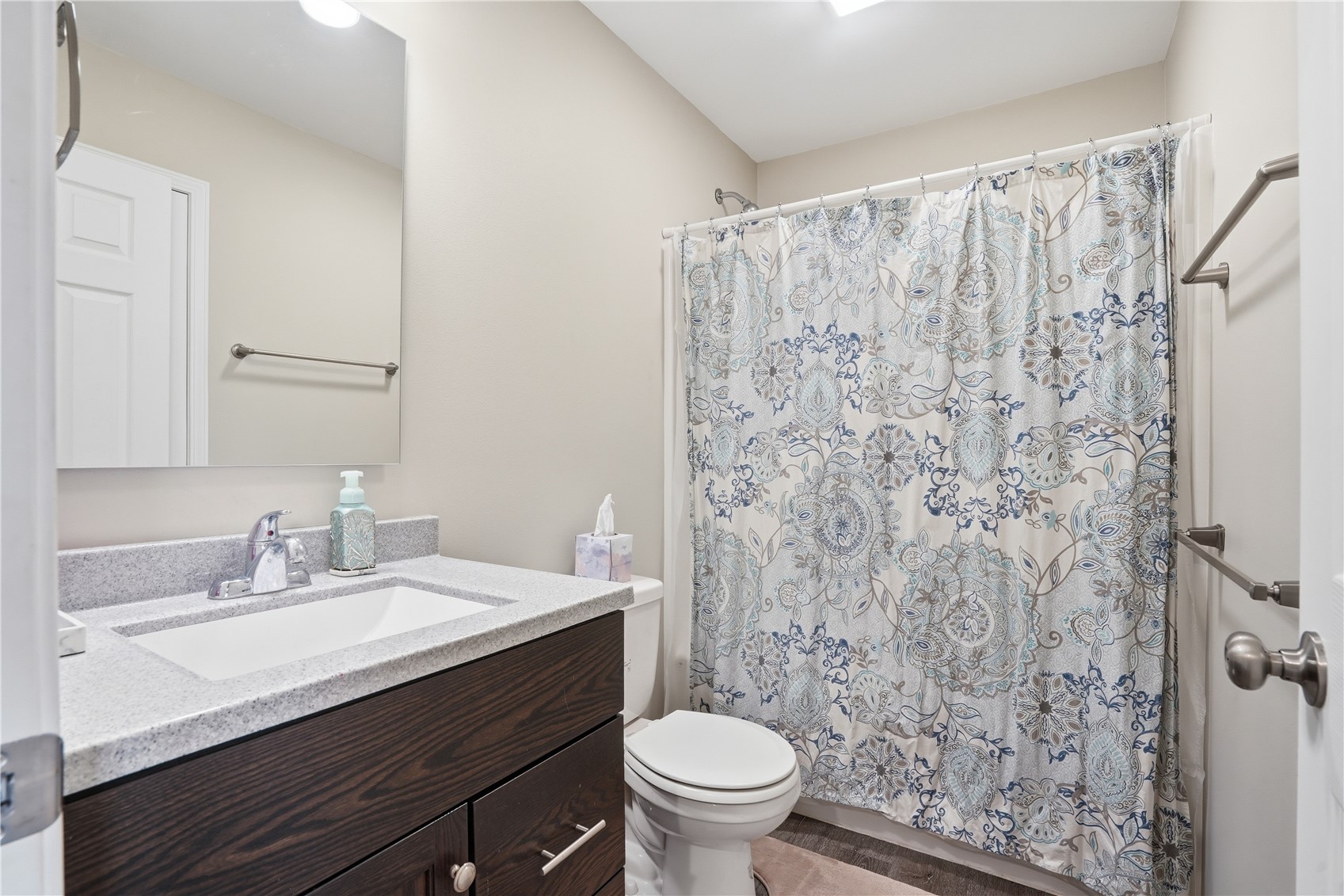 114 Blue Jay Avenue Vinton IA 52349