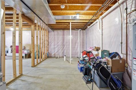 114 Blue Jay Avenue Vinton IA 52349