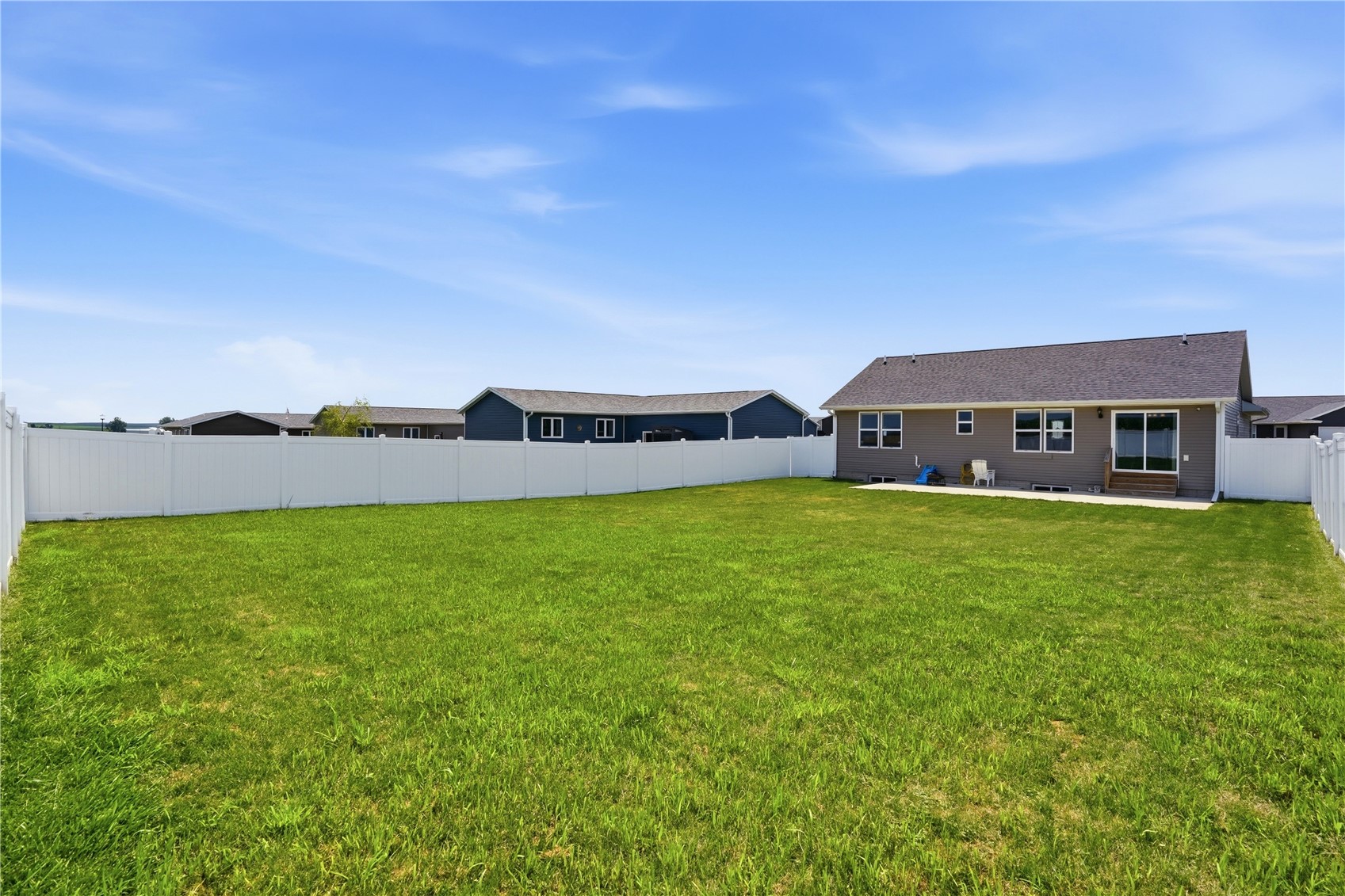 114 Blue Jay Avenue Vinton IA 52349