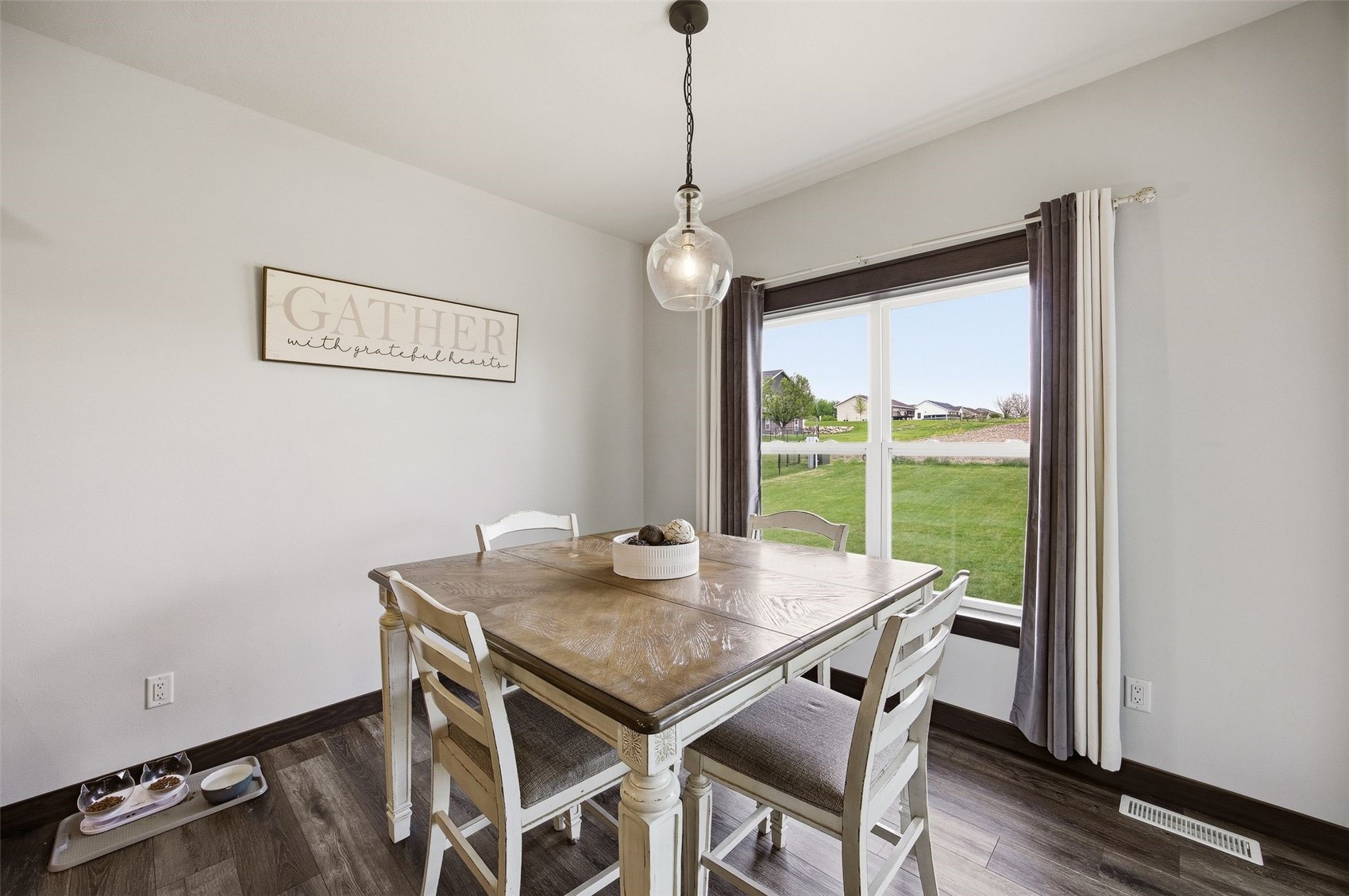 208 Shiloh Vista Avenue Urbana IA 52345