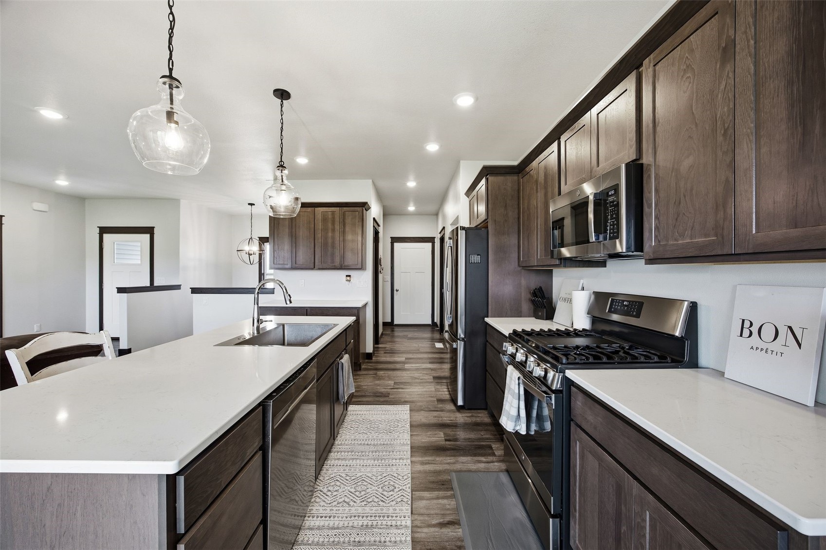 208 Shiloh Vista Avenue Urbana IA 52345