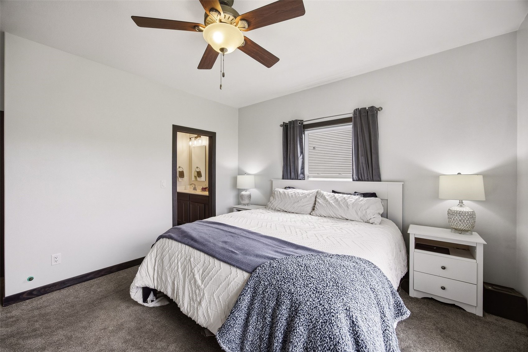 208 Shiloh Vista Avenue Urbana IA 52345