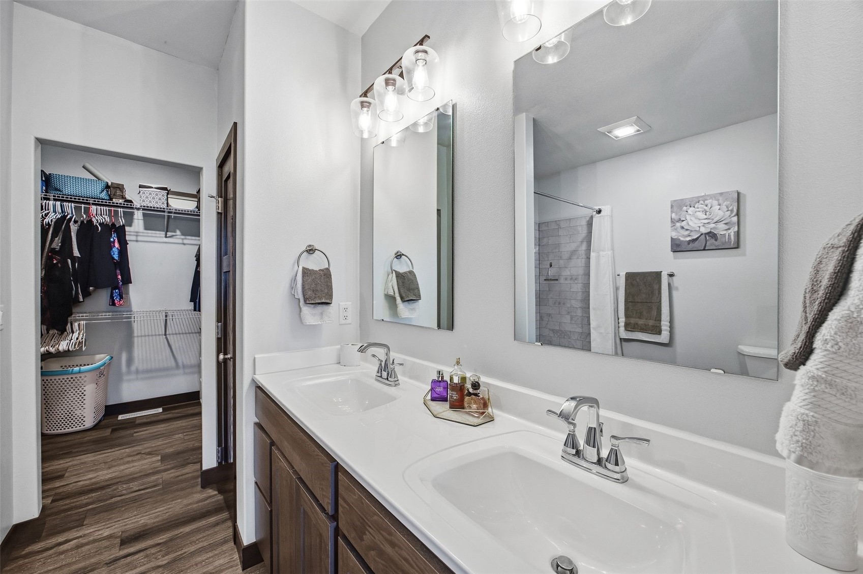 208 Shiloh Vista Avenue Urbana IA 52345