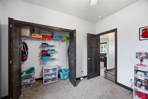 208 Shiloh Vista Avenue Urbana IA 52345