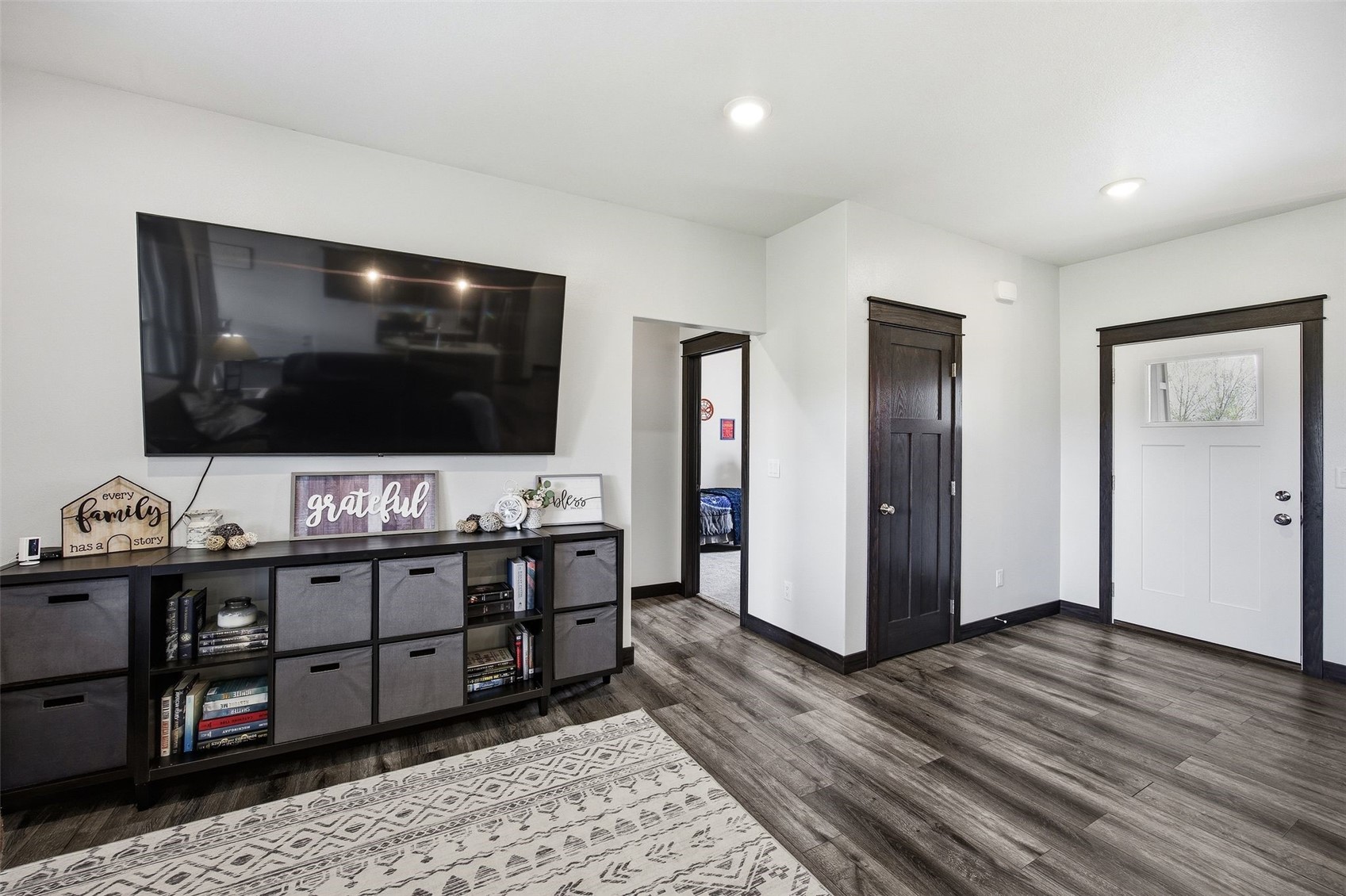 208 Shiloh Vista Avenue Urbana IA 52345