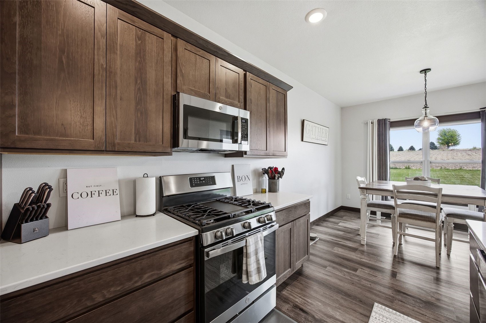 208 Shiloh Vista Avenue Urbana IA 52345