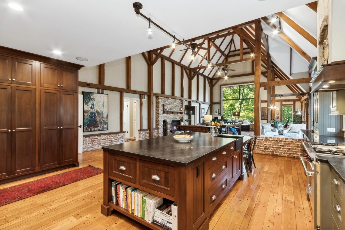 1462 Trail Bend NW Swisher IA 52338