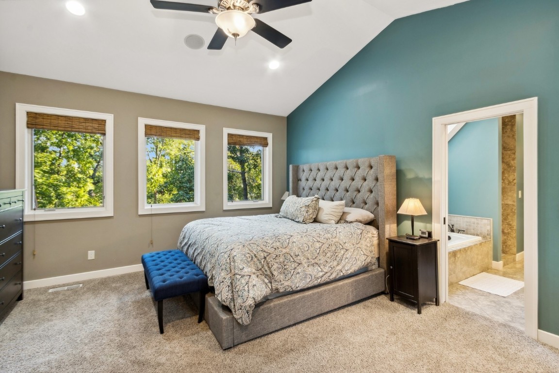 1462 Trail Bend NW Swisher IA 52338
