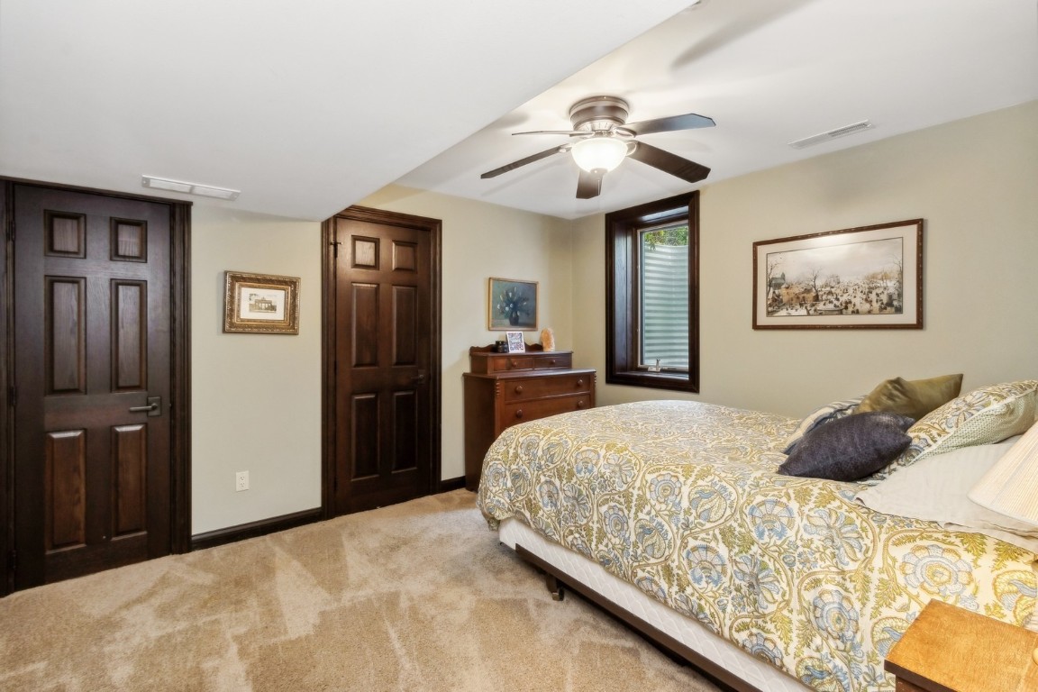 1462 Trail Bend NW Swisher IA 52338