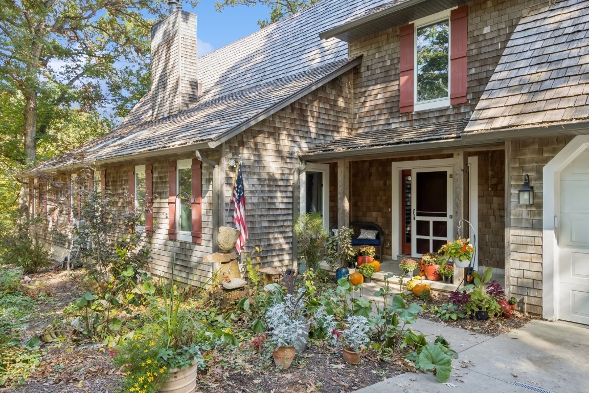 1462 Trail Bend NW Swisher IA 52338