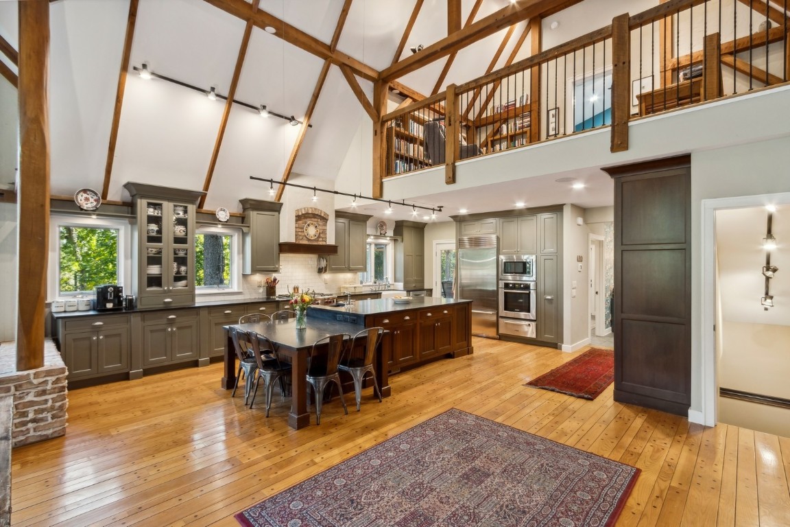 1462 Trail Bend NW Swisher IA 52338