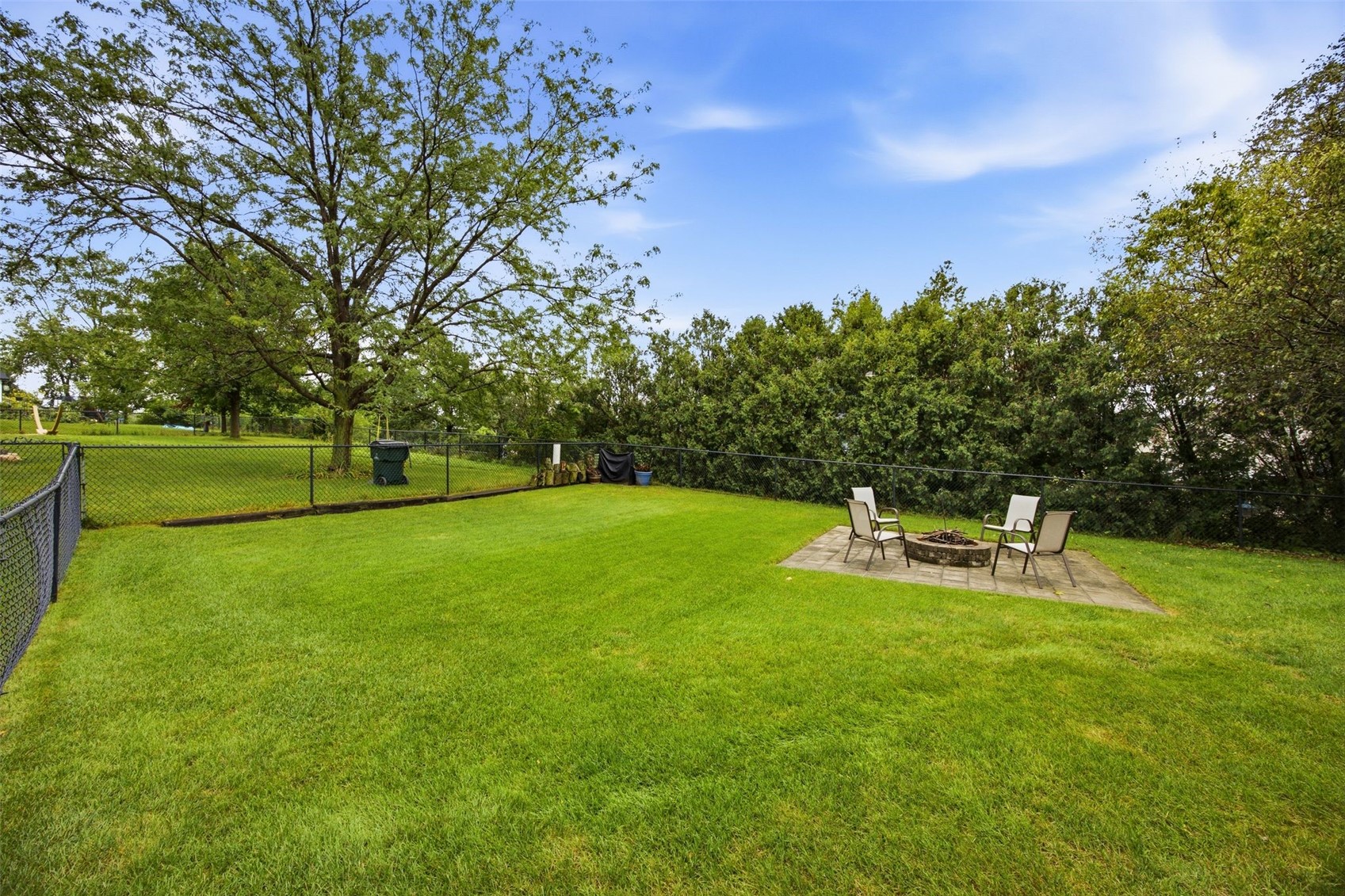 507 Hearthstone Drive NW Cedar Rapids IA 52405
