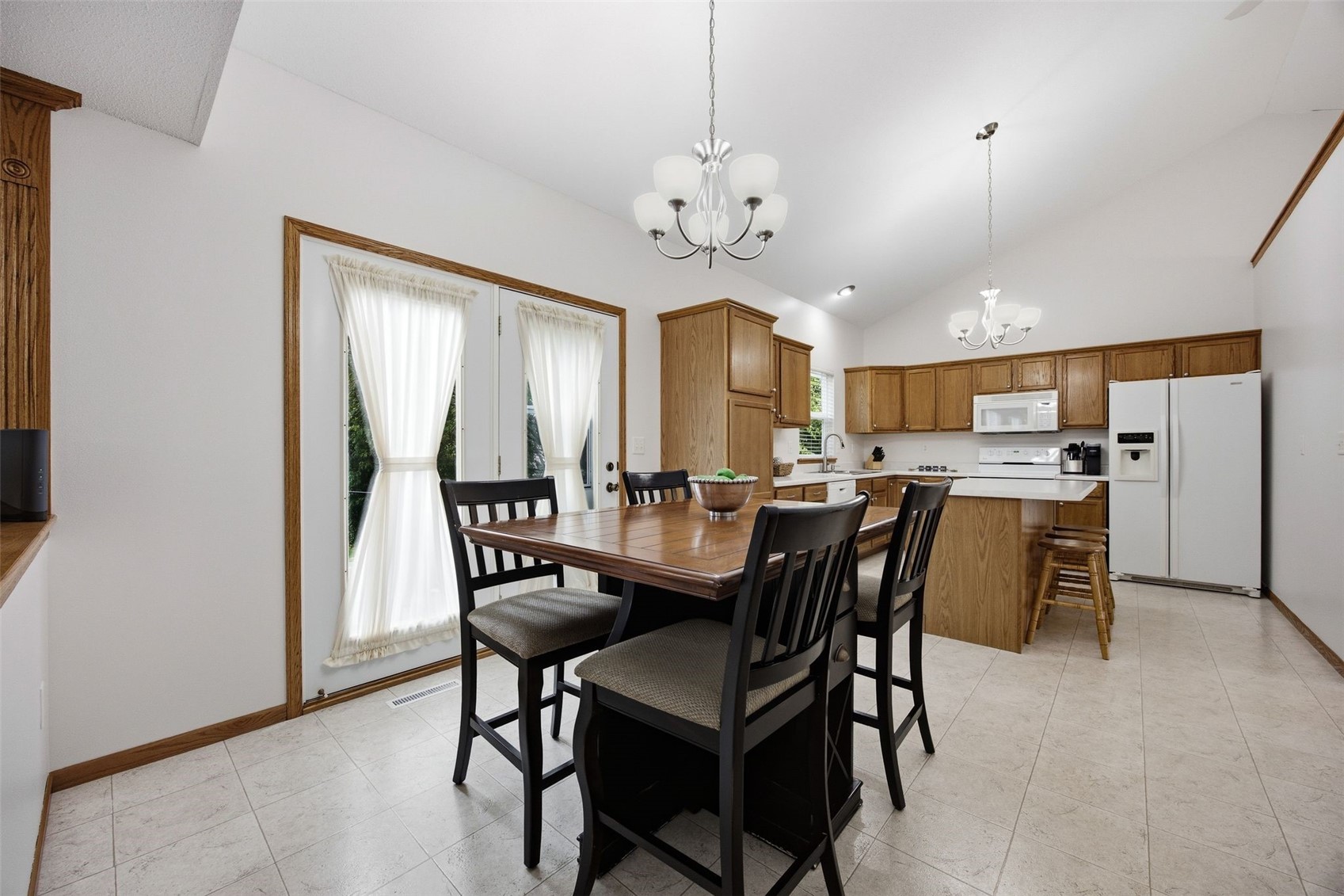 507 Hearthstone Drive NW Cedar Rapids IA 52405