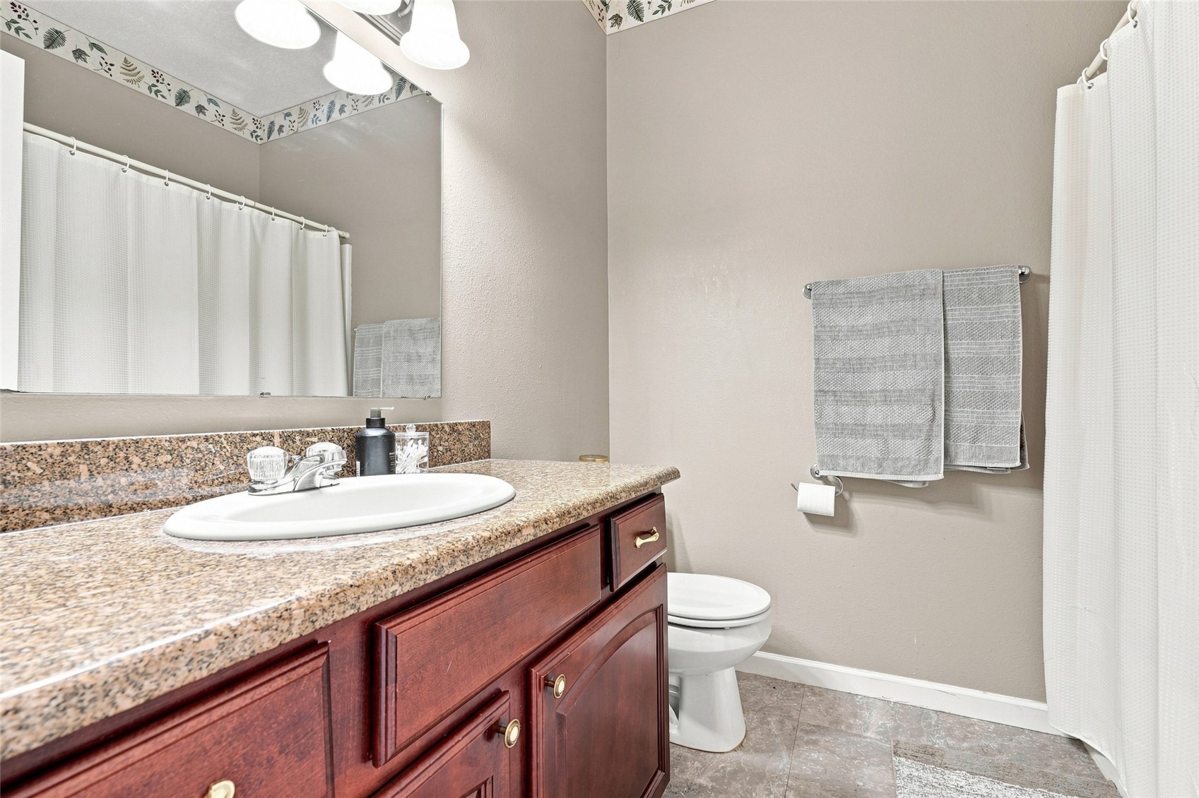 3808 Richland Drive NW Cedar Rapids IA 52405