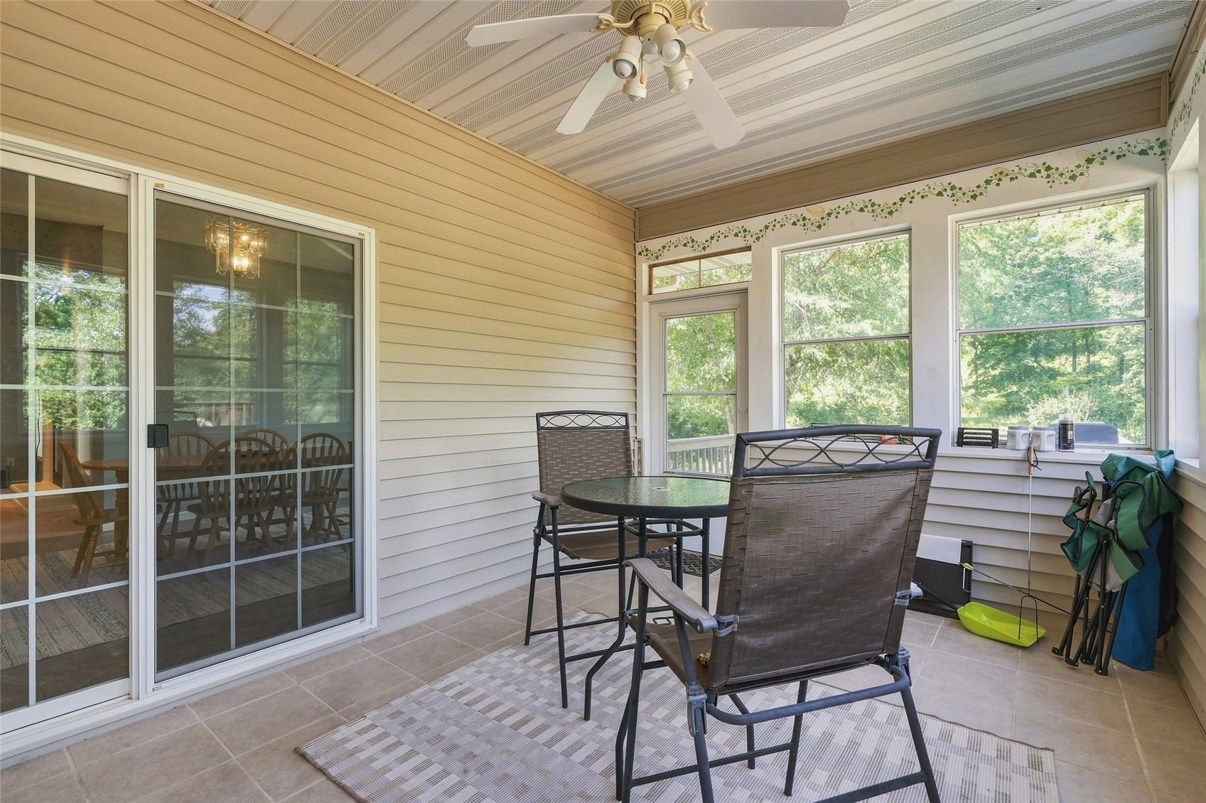 3808 Richland Drive NW Cedar Rapids IA 52405