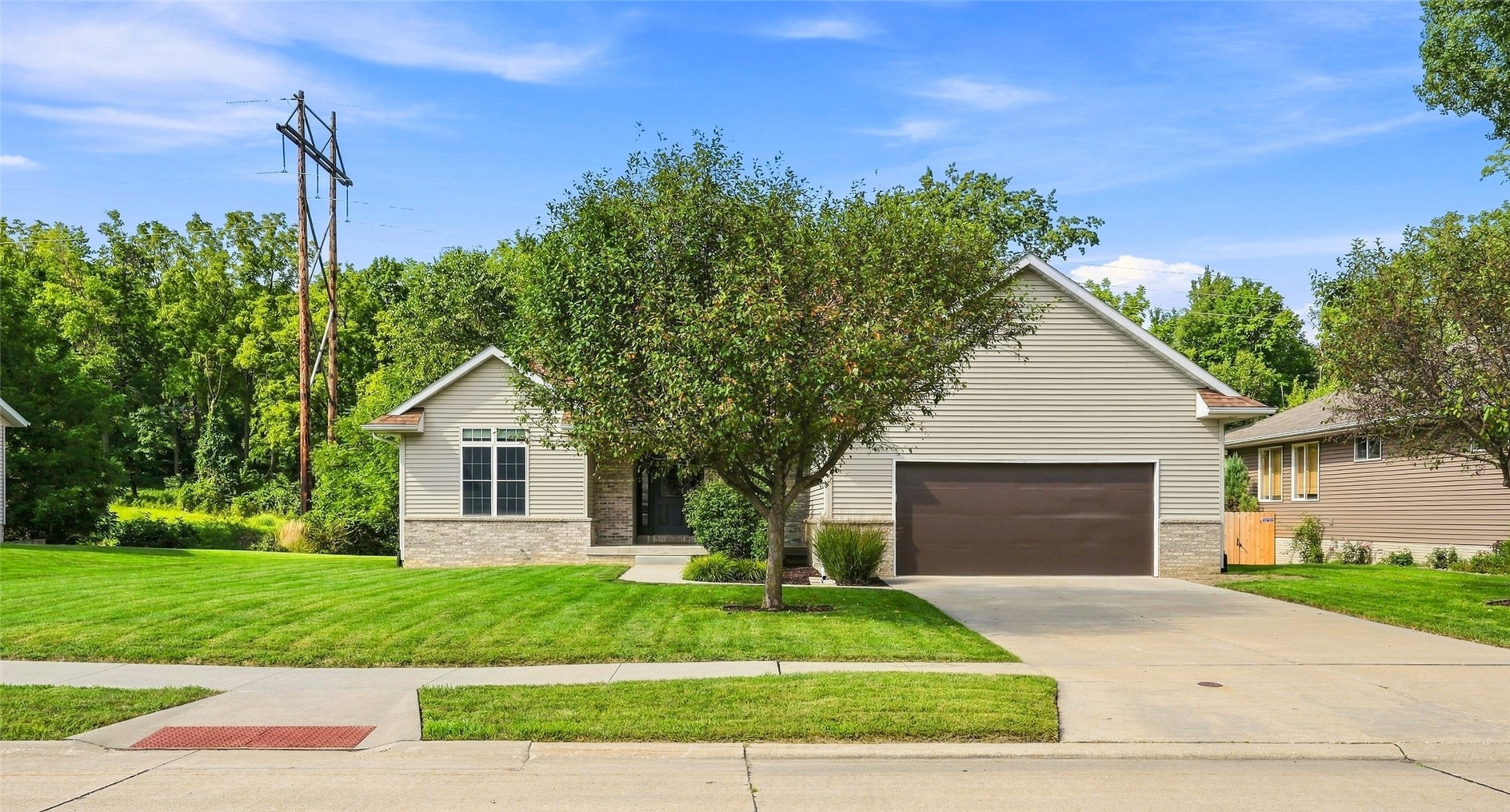 3808 Richland Drive NW Cedar Rapids IA 52405