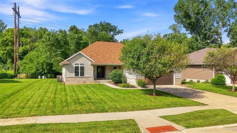 3808 Richland Drive NW Cedar Rapids IA 52405