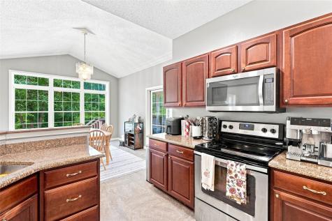 3808 Richland Drive NW Cedar Rapids IA 52405