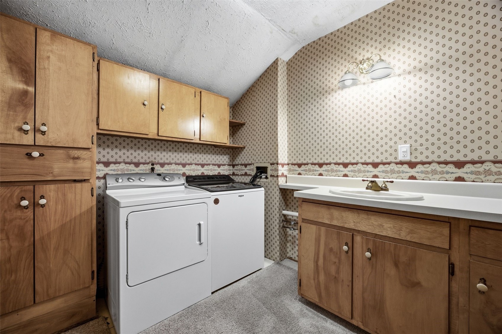 1795 Lake Manor Road NE Solon IA 52333