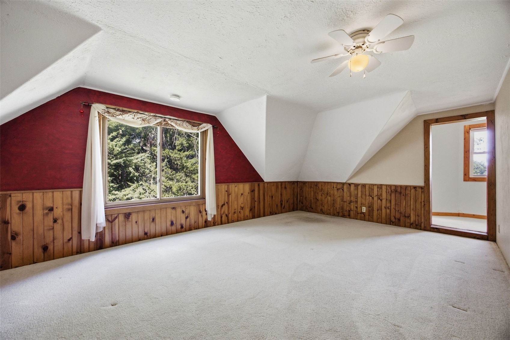 1795 Lake Manor Road NE Solon IA 52333
