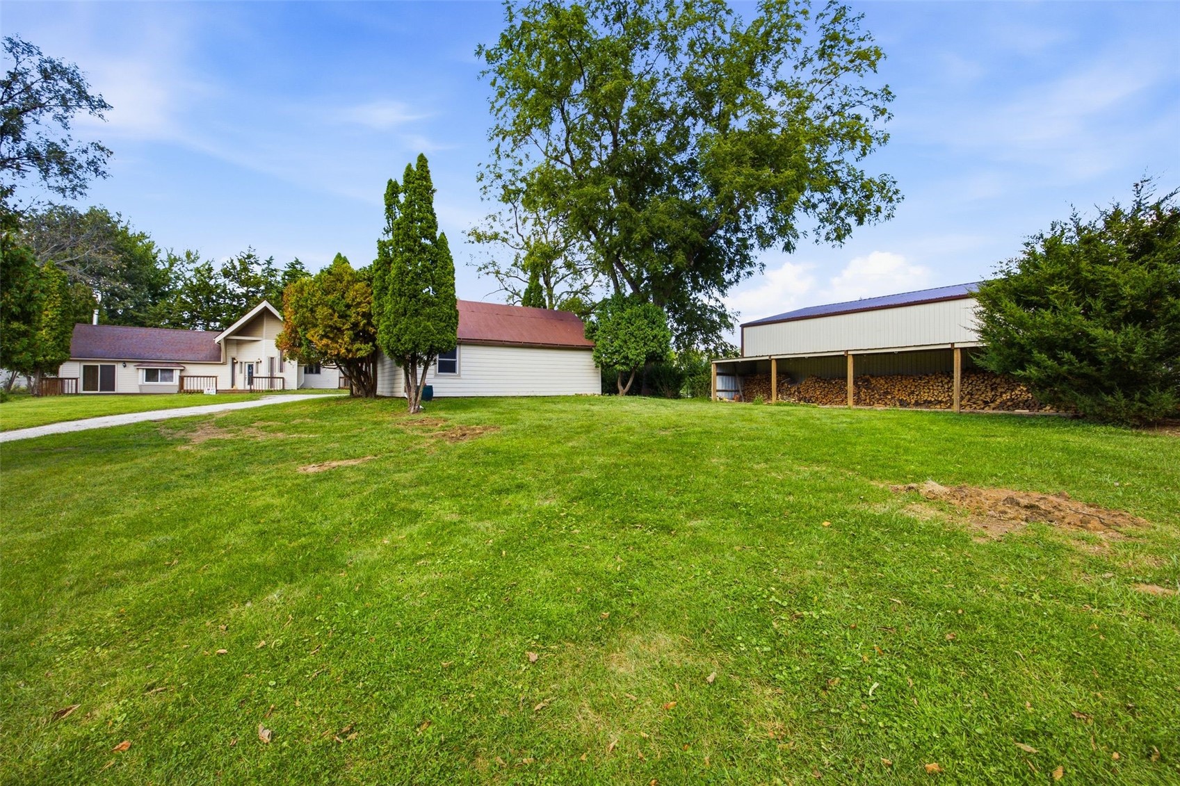 1795 Lake Manor Road NE Solon IA 52333