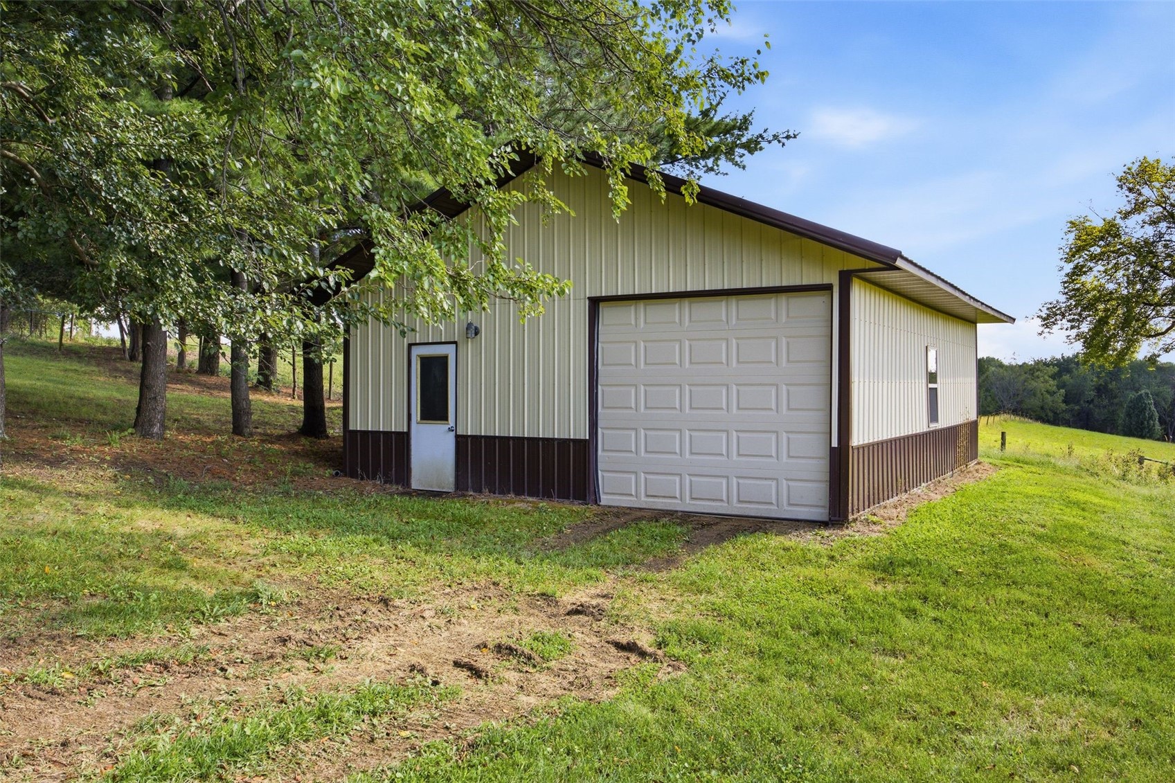 1795 Lake Manor Road NE Solon IA 52333