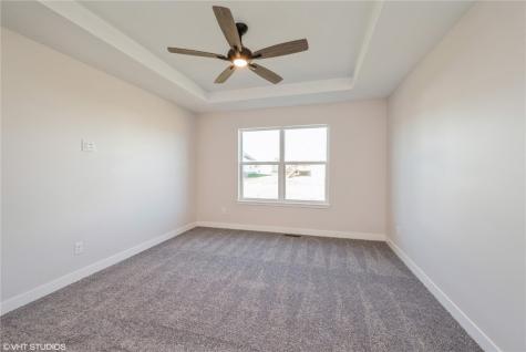 2752 Roycroft Drive Marion IA 52302