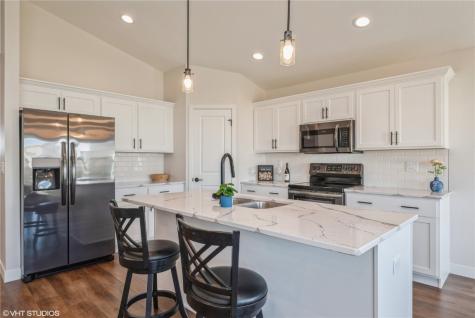 2752 Roycroft Drive Marion IA 52302